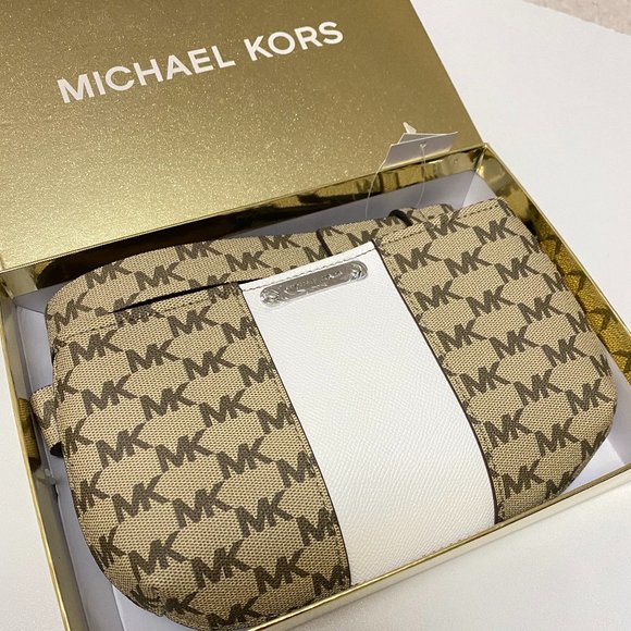 Michael Kors Accessories - NWT MK Belt Bag